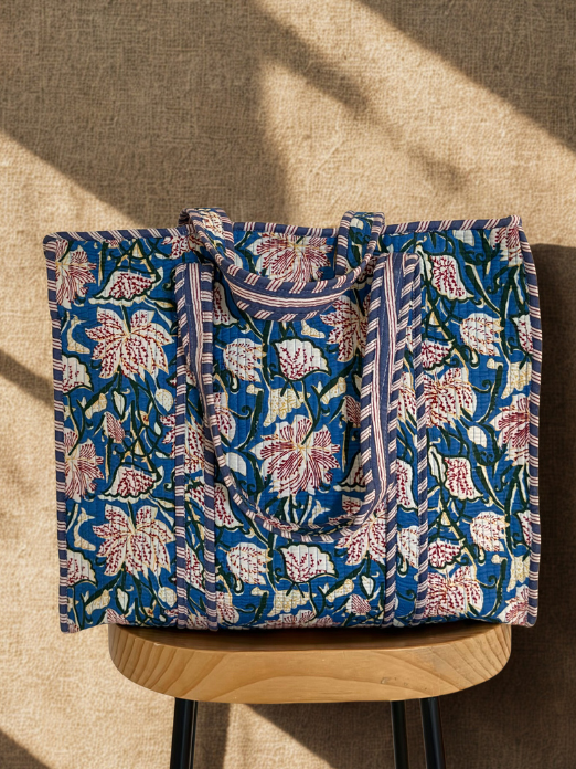 Boxy Tote Bag with Zip