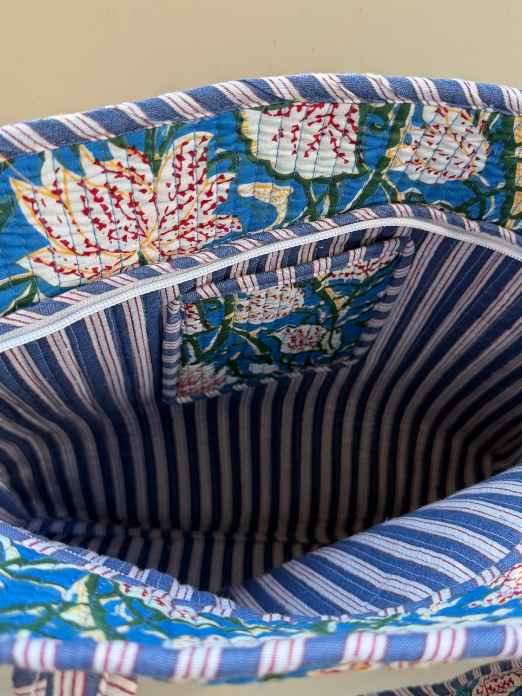 Boxy Tote Bag with Zip